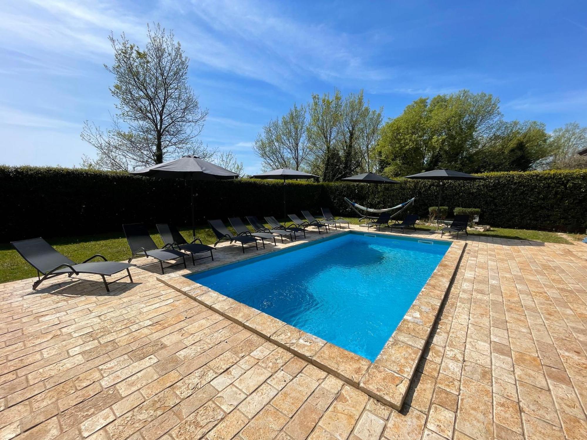 Villa Antonci-18, Pool, 3 Houses, Jacuzzi, Private Territory Antonci  外观 照片